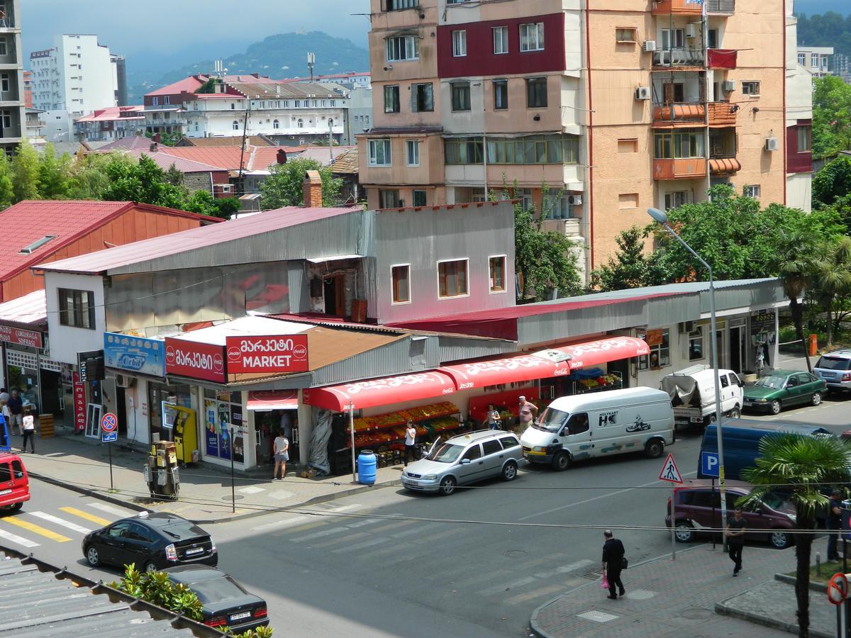 Chemi Saxli Apartment Batumi Exteriör bild