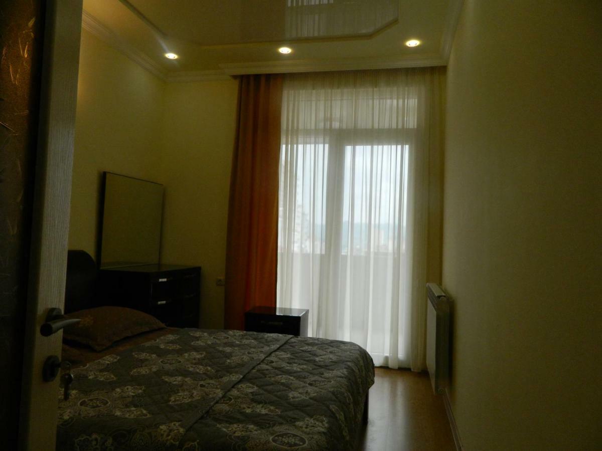 Chemi Saxli Apartment Batumi Exteriör bild