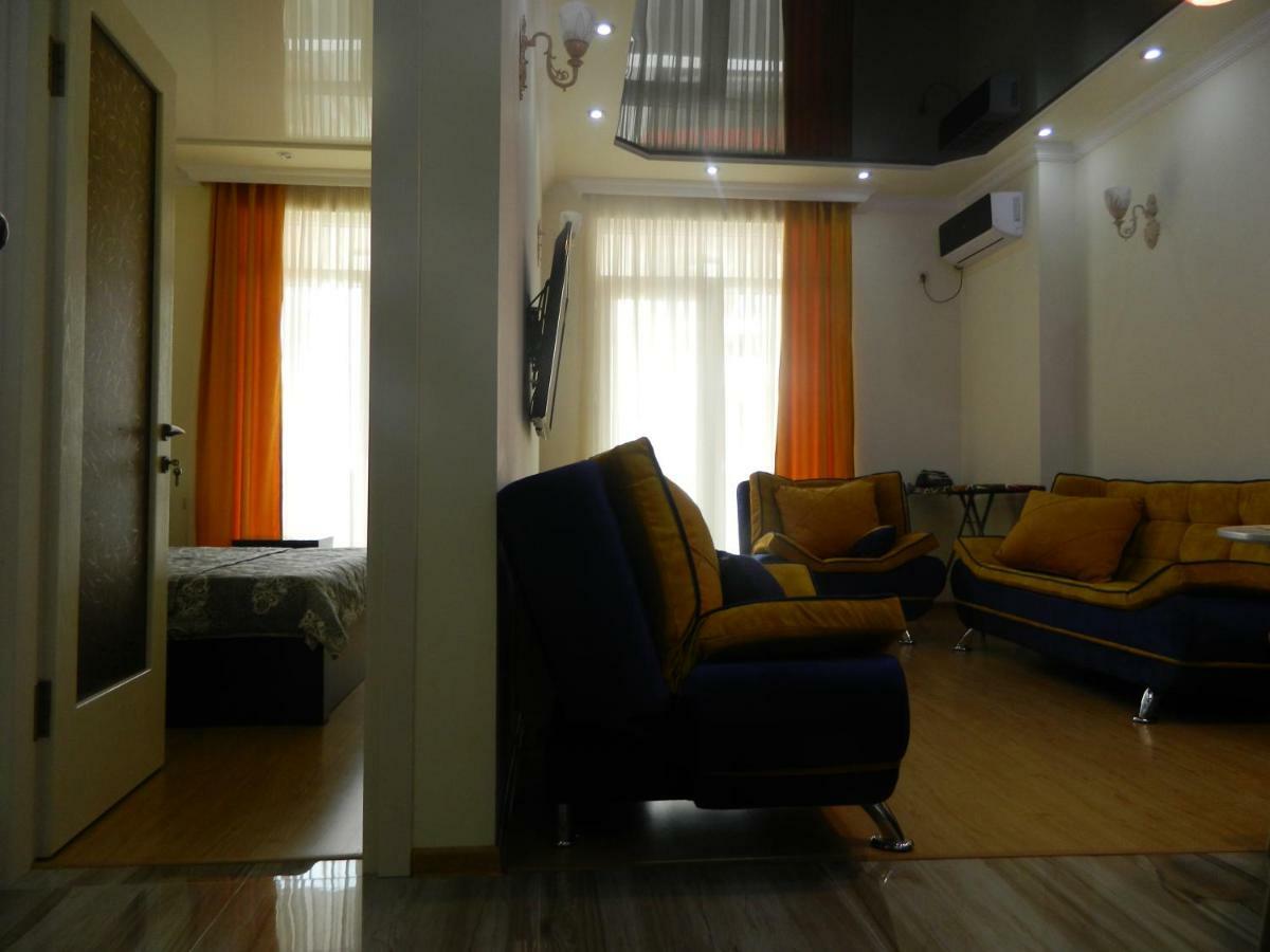 Chemi Saxli Apartment Batumi Exteriör bild